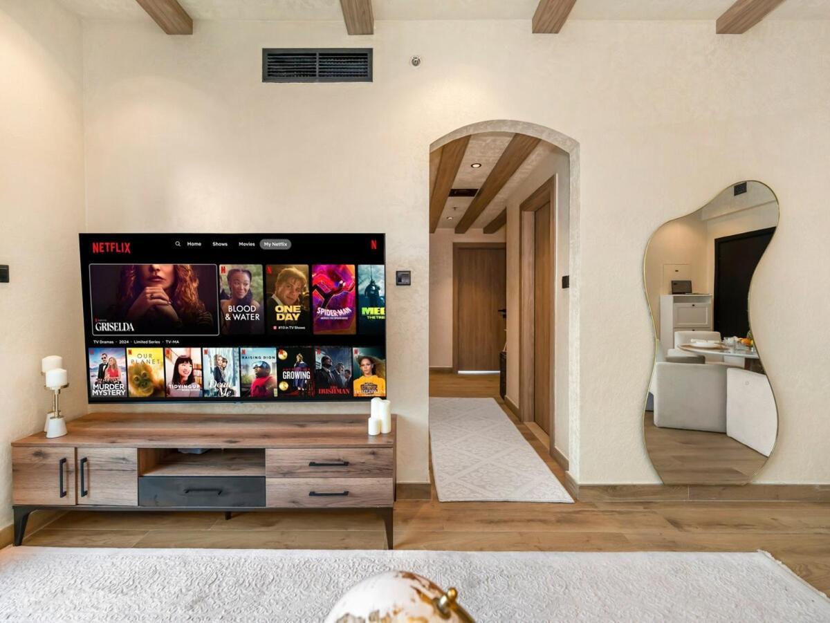 Luxury Penthouse In The Heart Of Marina Apartment
