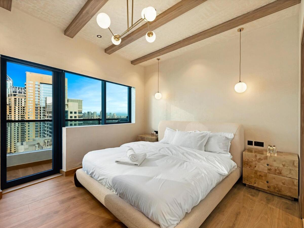 Apartment Luxury Penthouse In The Heart Of Marina Dubai