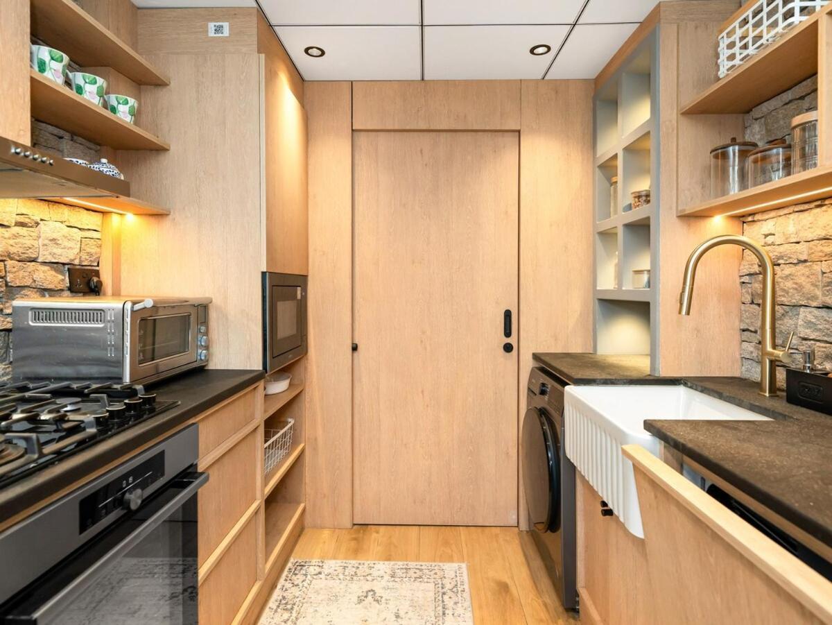 Luxury Penthouse In The Heart Of Marina *