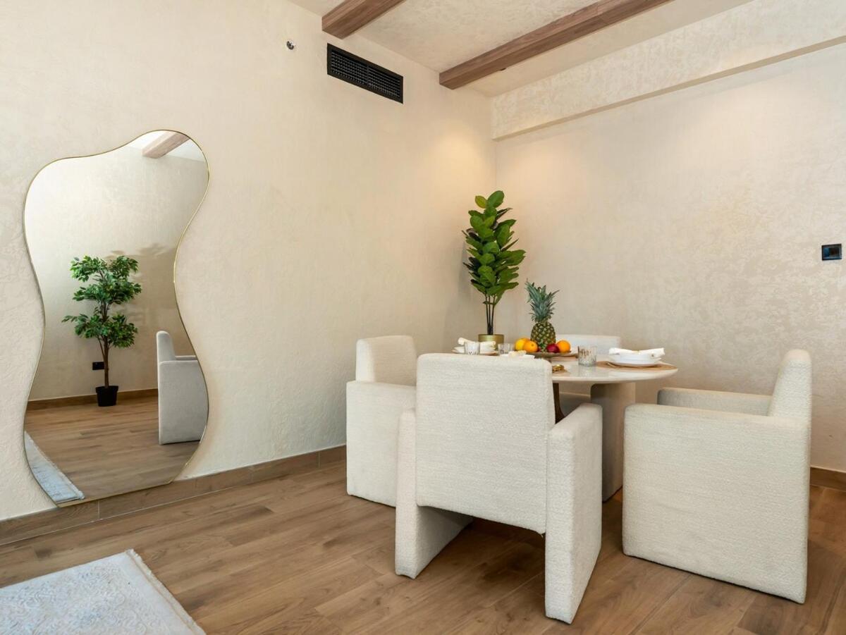Luxury Penthouse In The Heart Of Marina *